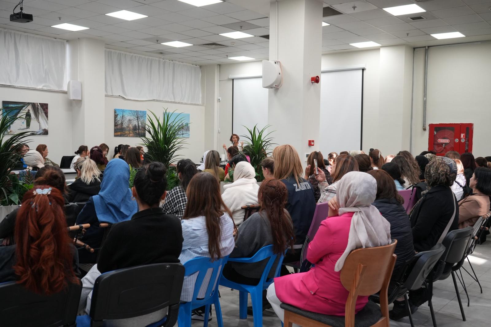 Kadın Meclisi’nden “Cins Sevgisi” atölyesi: 25 Kasım’da dayanışma ve farkındalık vurgusu