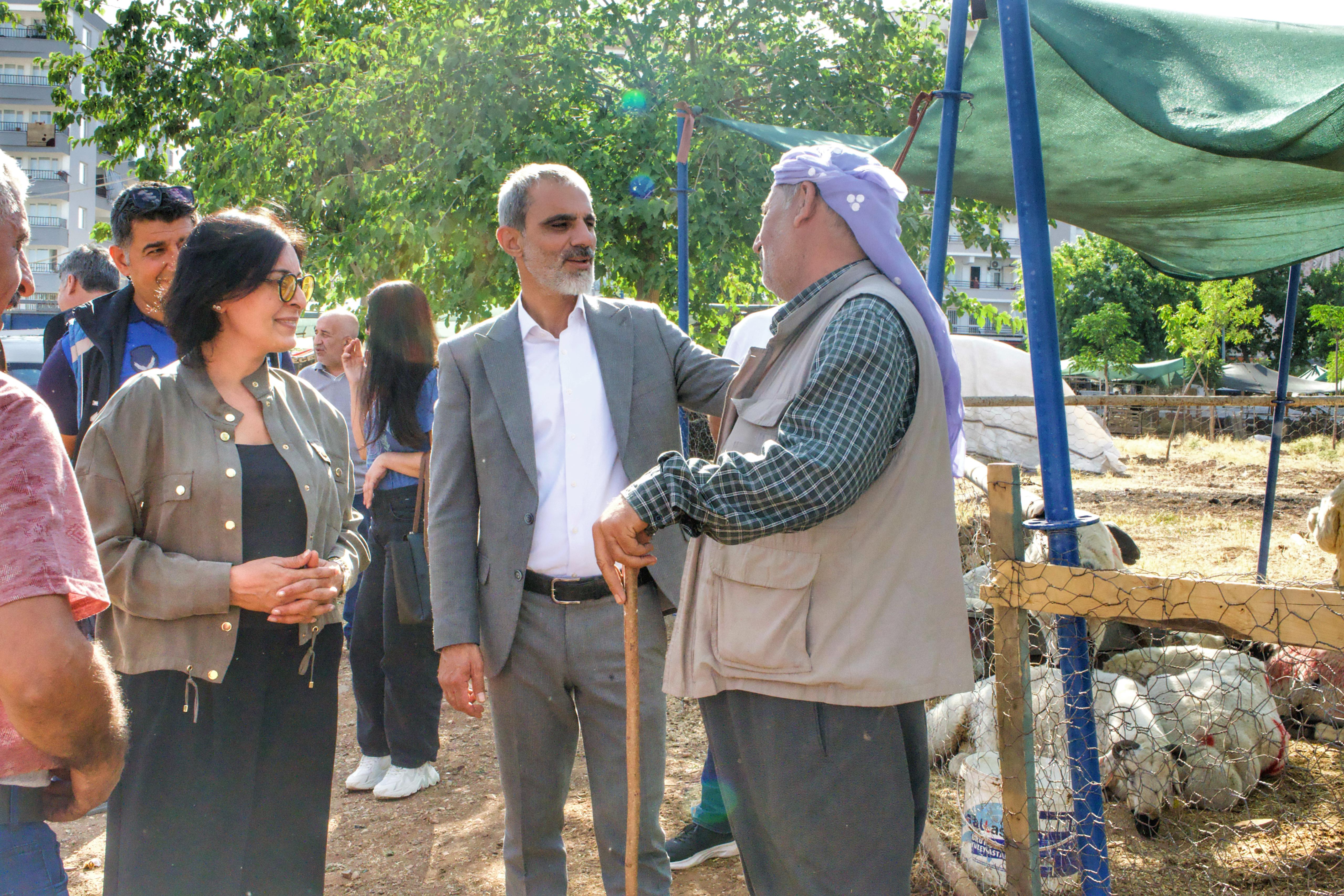 Kayapınar Eş Başkanları Kurban Bayramı Öncesi Denetimde