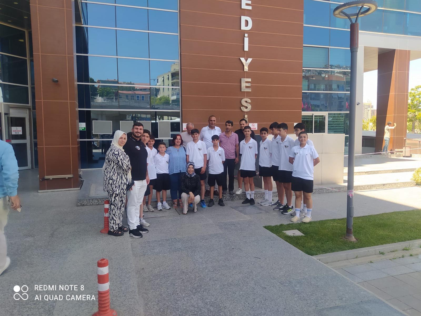  Kayapınar Belediyesi ve Spor Kulübü Heyeti İzmir'de Temaslarda Bulundu