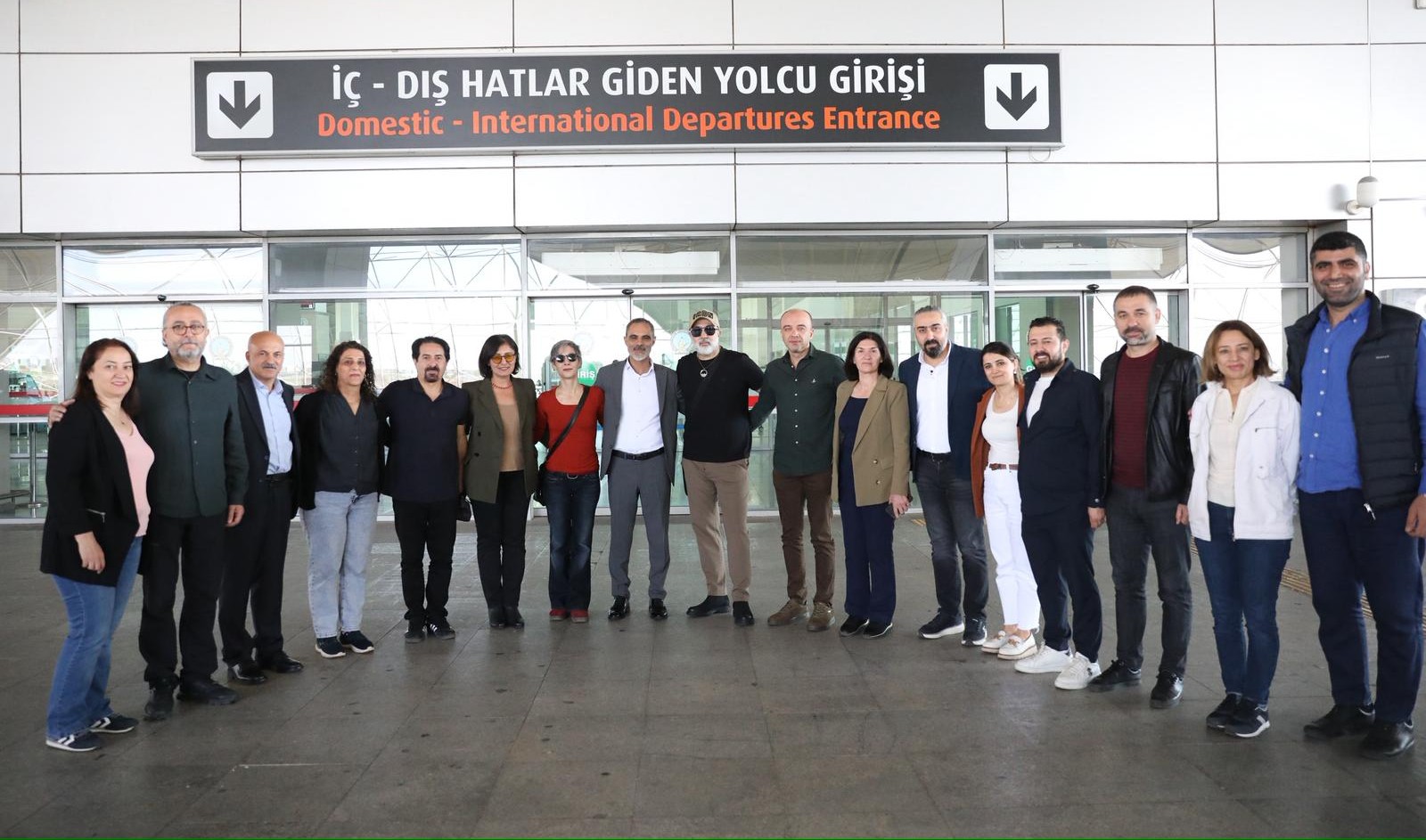 Ve Koma Amed Diyarbakır’dan ayrıldı 