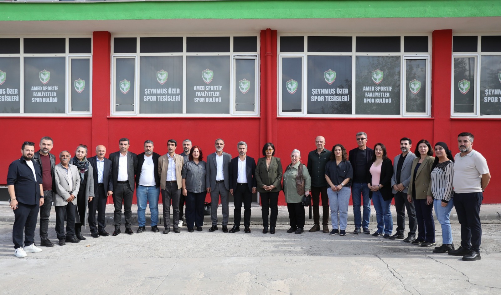 Eş Başkanlardan Amedspor’un yeni yönetimine ziyaret