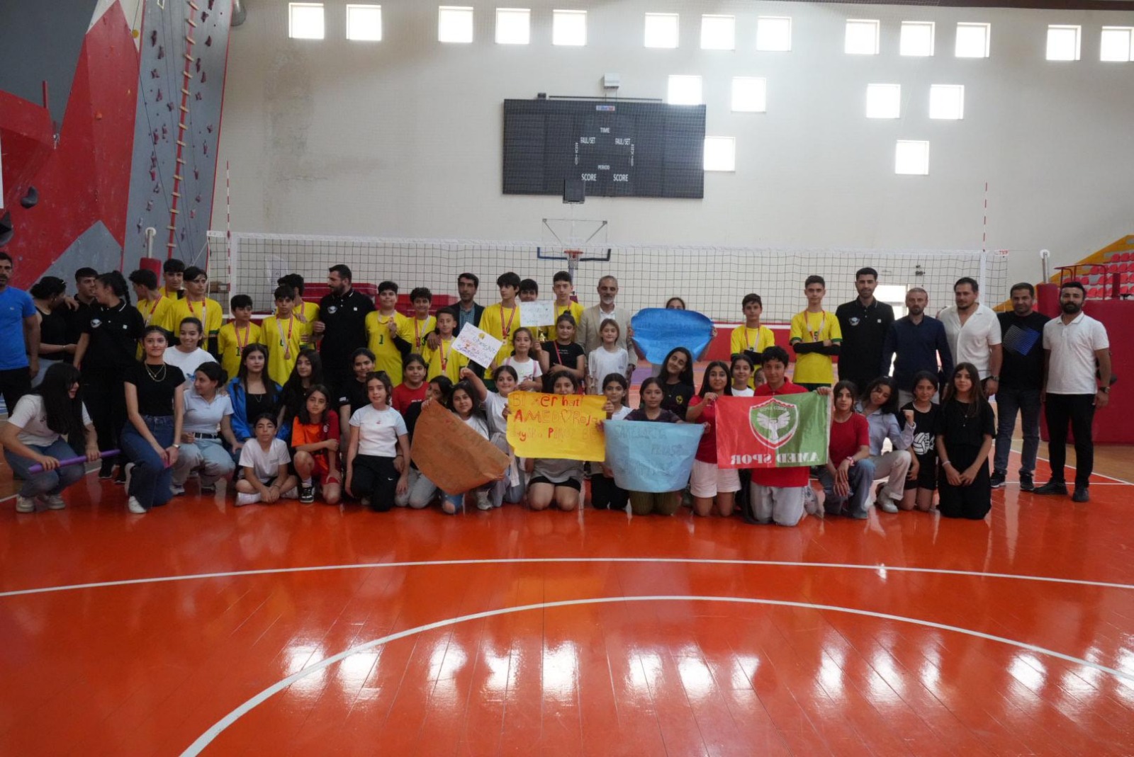 Öz Kayapınar Spor Kulübü sporcularından büyük başarı