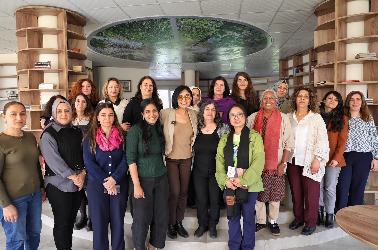 Hindistan’dan Amed’e Gelen Heyet Kadın ve Ekoloji Alanlarını Ziyaret Etti