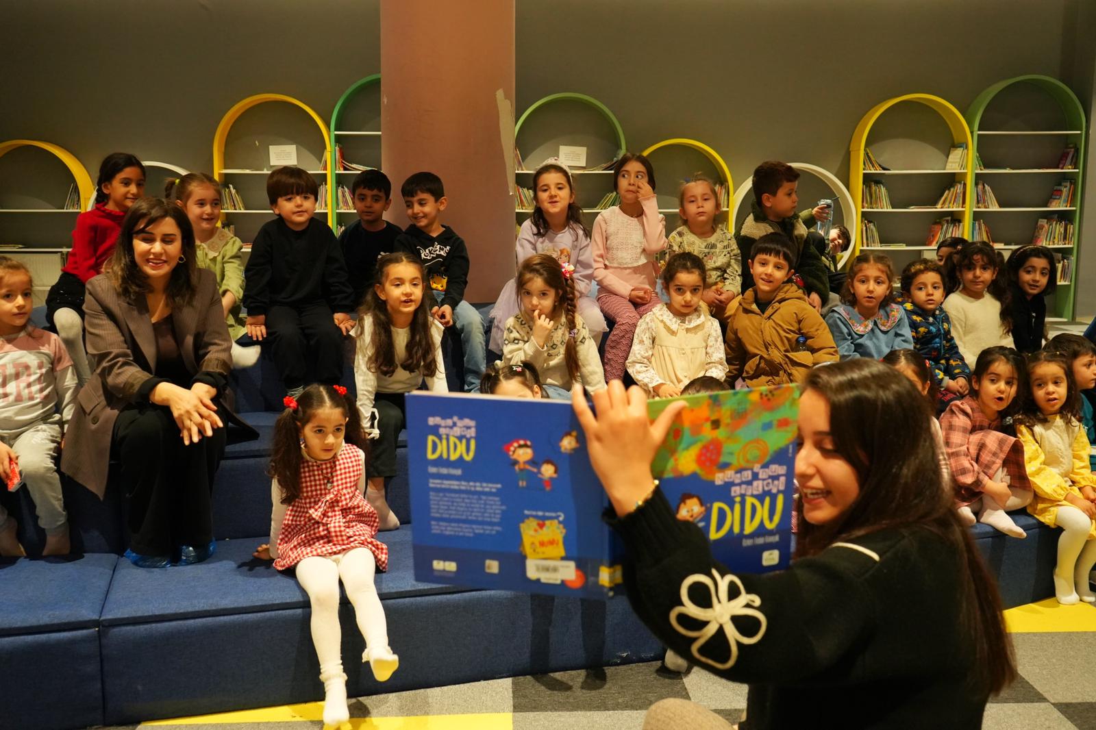 Xalxalok’un Minik Öğrencileri Kütüphaneyle Tanıştı