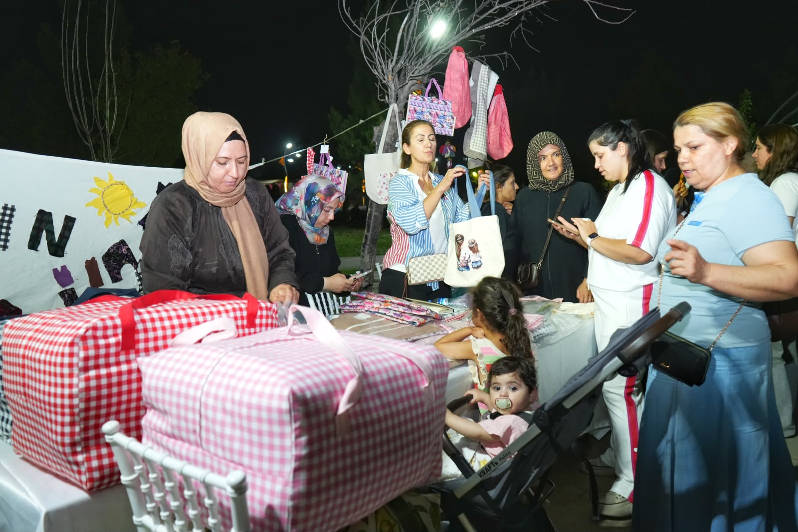 Kayapınarlı Kadınların Komün Üretimi Park 75’te Sergilendi