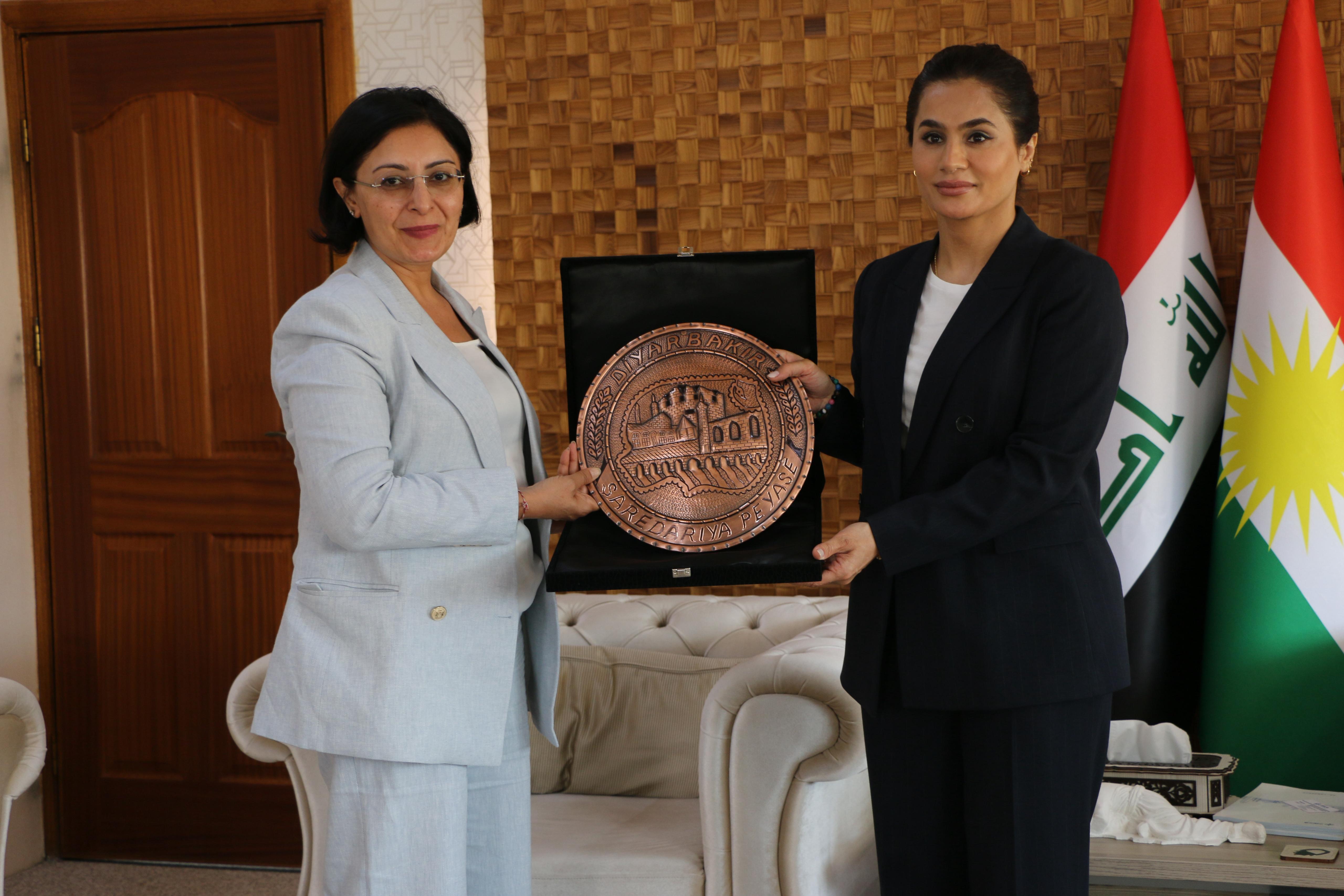 Eş Başkanı Sincar, Süleymaniye ve Halepçe Valilerini Ziyaret Etti